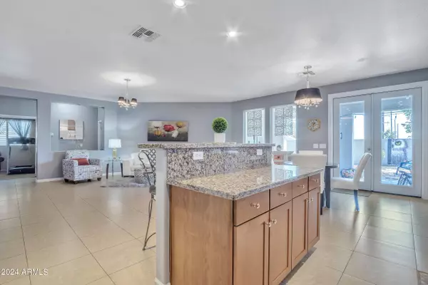 4213 E GLENEAGLE Drive, Chandler, AZ 85249