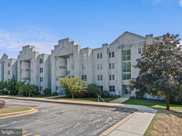 5209-UNIT LE PARC DR #37, Wilmington, DE 19809