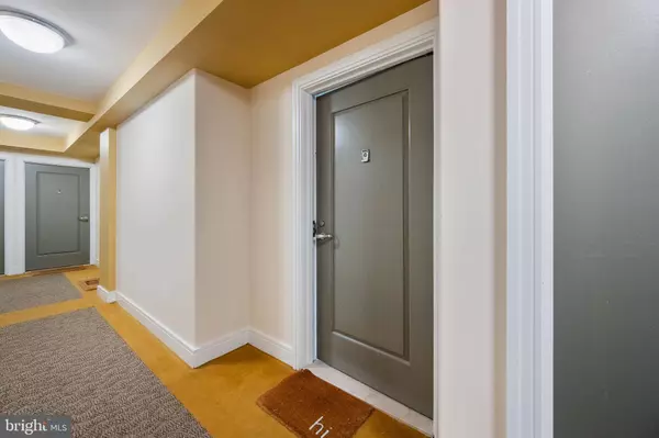 800 4TH ST SW #S611, Washington, DC 20024