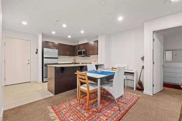 11665 HANEY BYP #215, Maple Ridge, BC V2X 8W9