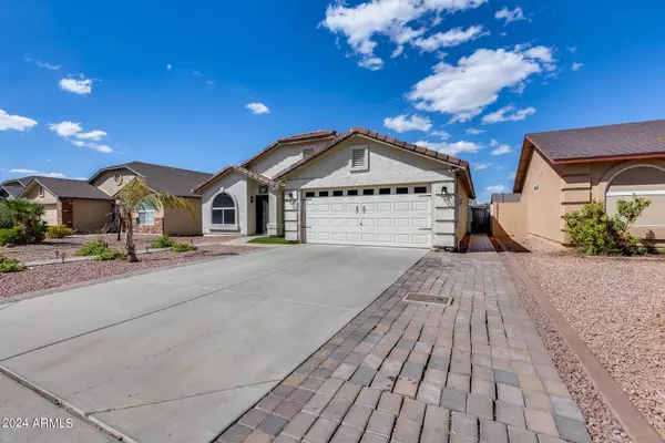 4944 E SHAPINSAY Drive, San Tan Valley, AZ 85140