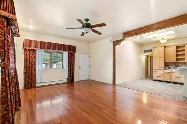 2716 ALISO DR NE, Albuquerque, NM 87110