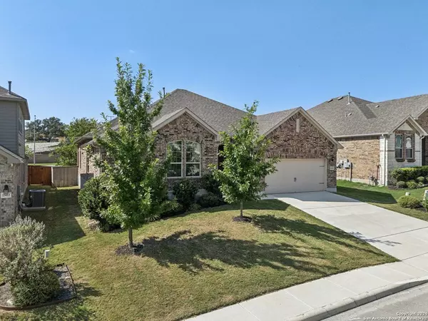 13416 Falls Summit, San Antonio, TX 78245-2060