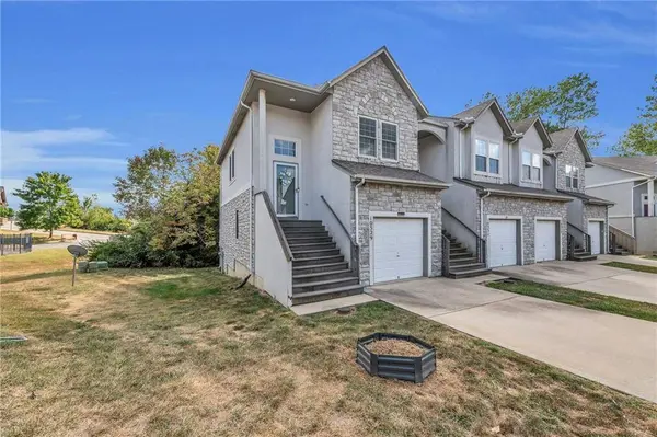 10329 Parkview AVE, Kansas City, KS 66109