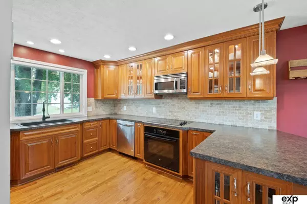 12910 Corby Street, Omaha, NE 68164