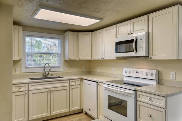 1848 E Marshall Ave, Spokane, WA 99207