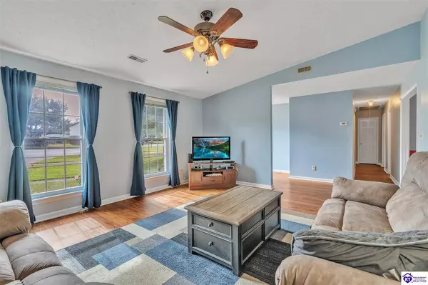 109 Tulip Court, Radcliff, KY 40160