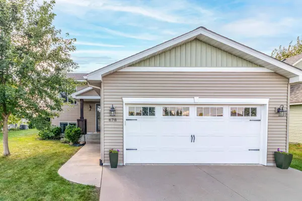 678 Brianna DR, Sartell, MN 56377