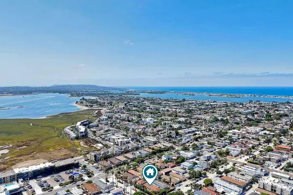 2073 79 Reed AVE, San Diego, CA 92109