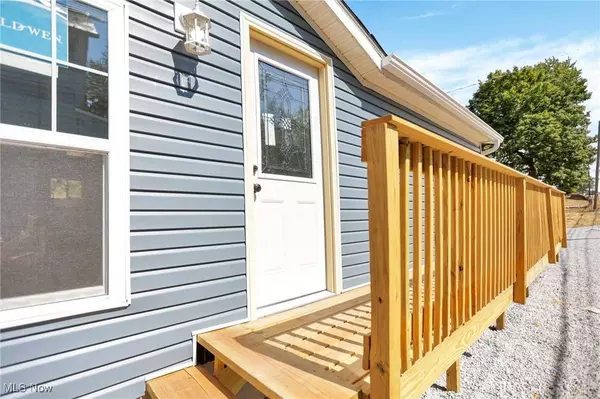 26 Vine ST, Newark, OH 43055