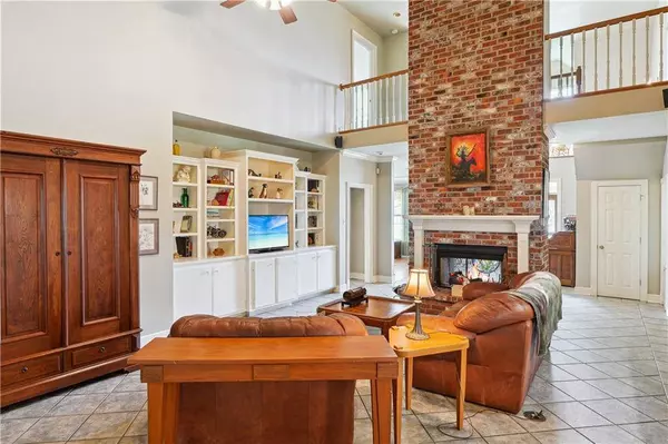 965 JASON DR, Belle Chasse, LA 70037