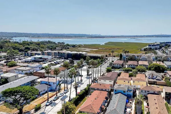 2073 79 Reed AVE, San Diego, CA 92109