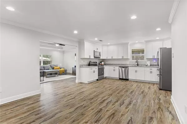 7509 LIGUSTRUM DR, New Orleans, LA 70126