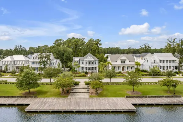 1883 Bolden Dr, Mount Pleasant, SC 29466