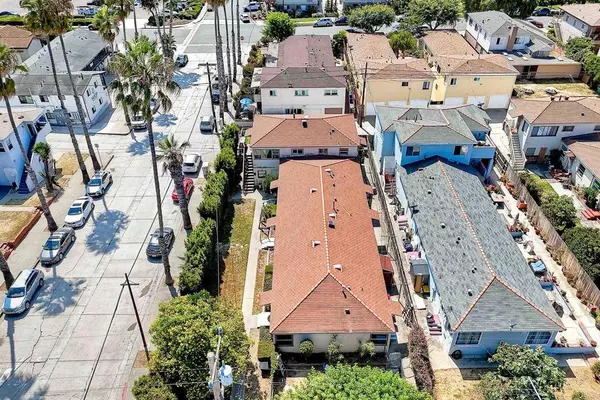 2073 79 Reed AVE, San Diego, CA 92109