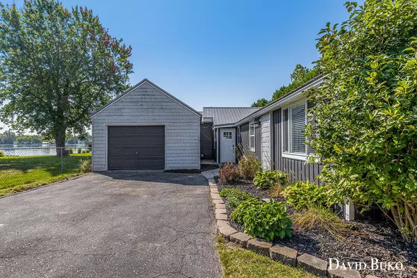 662 Lakeview Drive, Lake Odessa, MI 48849