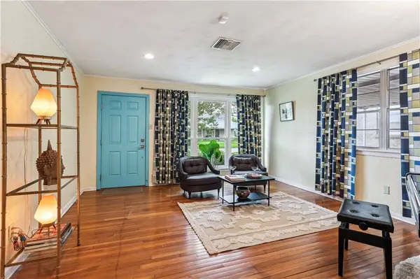 105 BARRY AVE, Jefferson, LA 70121