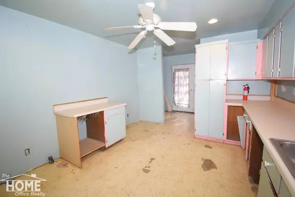 328 N Saginaw Street, Owosso, MI 48867