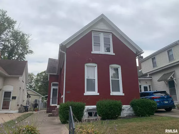 1428 ELM ST, Quincy, IL 62301