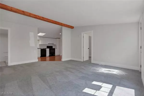 26 Vine ST, Newark, OH 43055