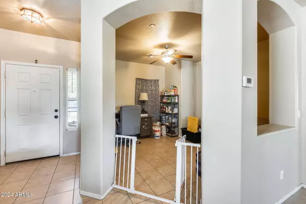 12537 W WASHINGTON Street, Avondale, AZ 85323