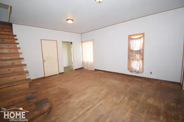 328 N Saginaw Street, Owosso, MI 48867