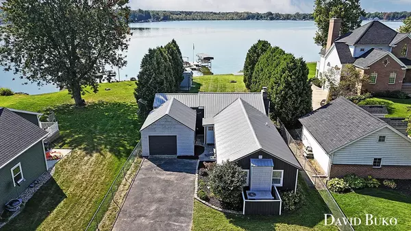 662 Lakeview Drive, Lake Odessa, MI 48849