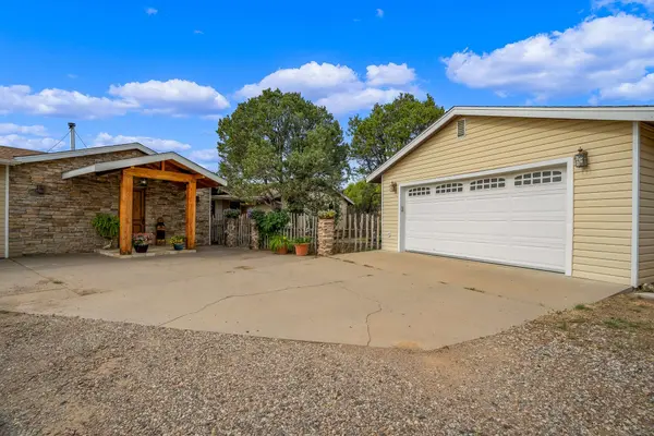 175 Piedra Loop, White Rock, NM 87547