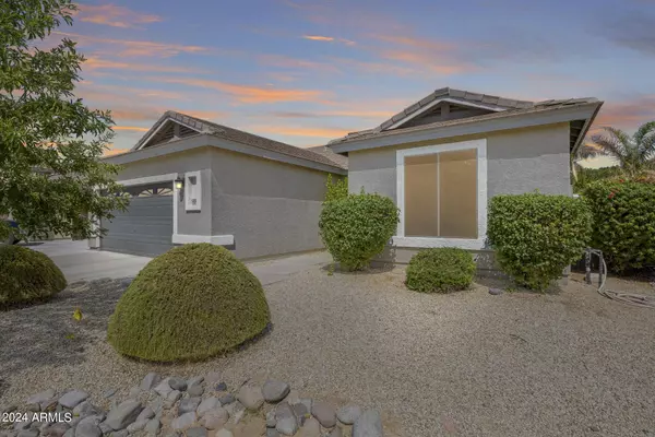 4240 E DEL RIO Street, Gilbert, AZ 85295