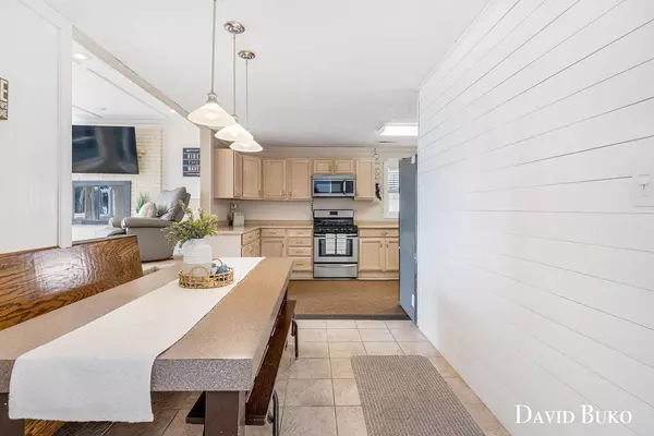 662 Lakeview Drive, Lake Odessa, MI 48849