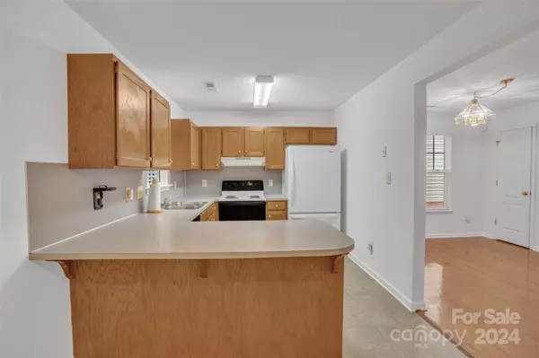 230 Amir CIR, Matthews, NC 28105