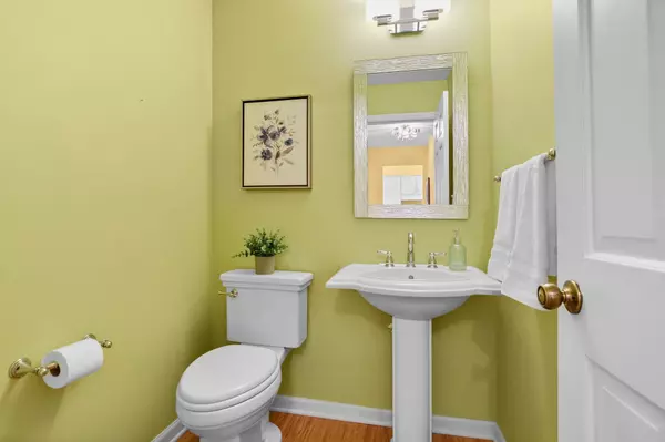 17 Red Maple Trail, Madison, WI 53715