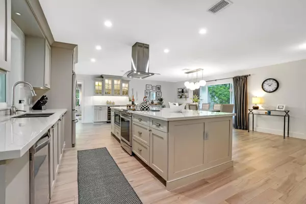 19050 Talon WAY, Jupiter, FL 33458