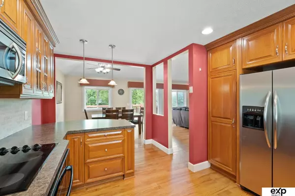 12910 Corby Street, Omaha, NE 68164