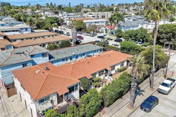 2073 79 Reed AVE, San Diego, CA 92109