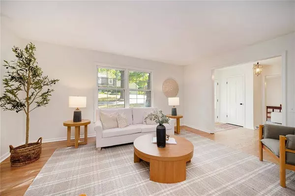 1000 W 114th TER, Kansas City, MO 64114