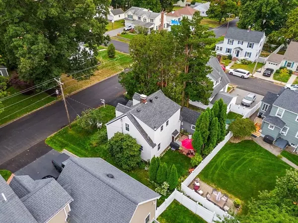 94 Lyman Rd, North Andover, MA 01845