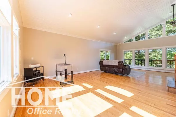 8525 Jonera Lane, Howell, MI 48855