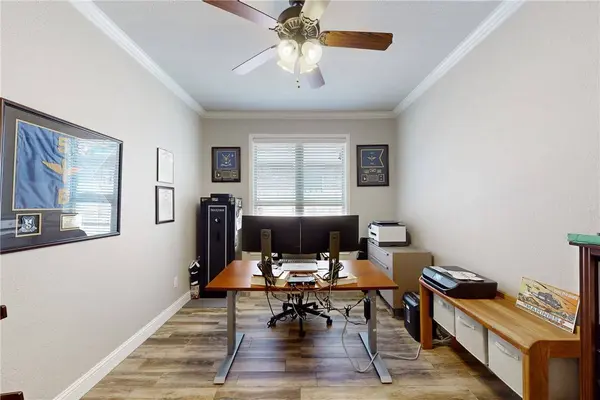 15612 Shady Brook LN, College Station, TX 77845