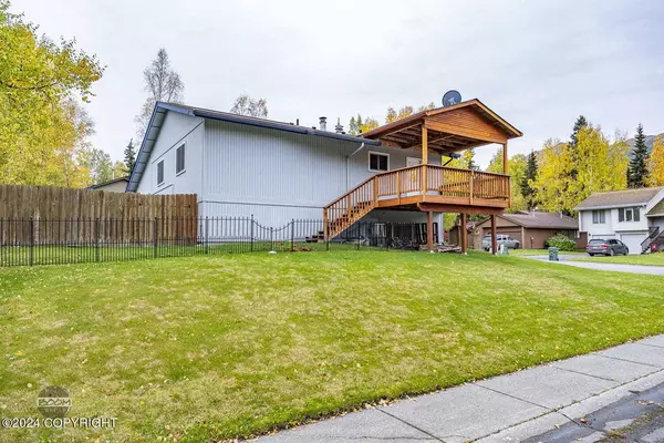 17707 Kiloana CIR, Eagle River, AK 99577