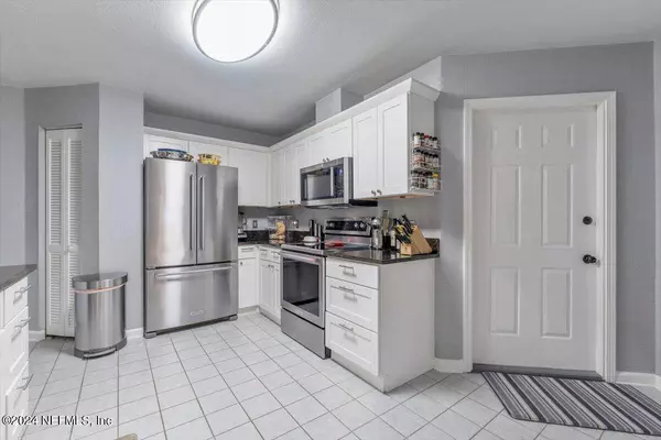 800 TOURNAMENT RD, Ponte Vedra Beach, FL 32082