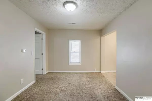 2555 Rees Street, Omaha, NE 68105