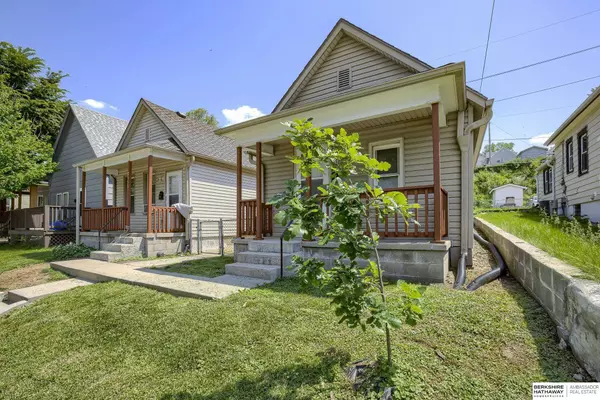 2555 Rees Street, Omaha, NE 68105