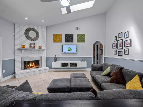 9635 BAY VISTA ESTATES BLVD, Orlando, FL 32836