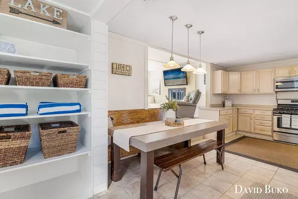 662 Lakeview Drive, Lake Odessa, MI 48849