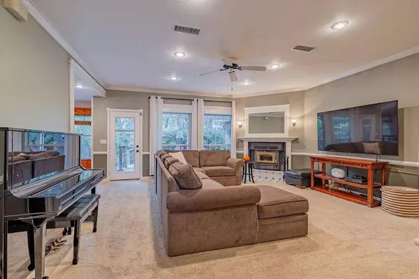 109 Elm Creek, Pottsboro, TX 75076