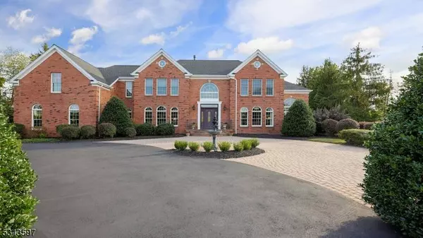 14 Davenport Way, Hillsborough Twp., NJ 08844