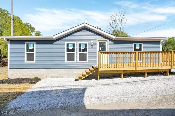 26 Vine ST, Newark, OH 43055