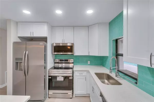 7525 PINEMOUNT DR, Orlando, FL 32819