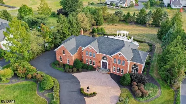 14 Davenport Way, Hillsborough Twp., NJ 08844